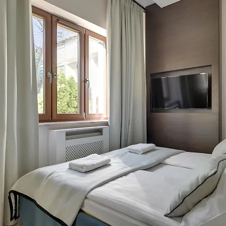 Blue Marlin Z Ogrodem By Grand * Sopot