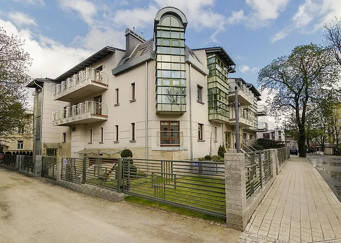 Blue Marlin Z Ogrodem By Grand Apartament